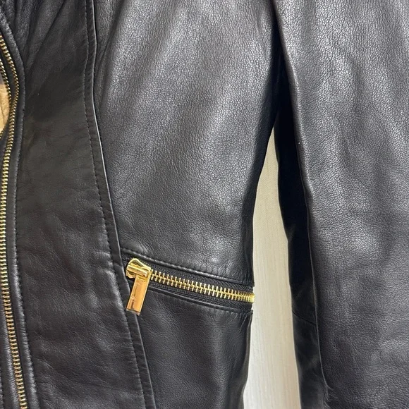 Cache Black Leather Jacket with Leopard Lining - Picture 6 of 9